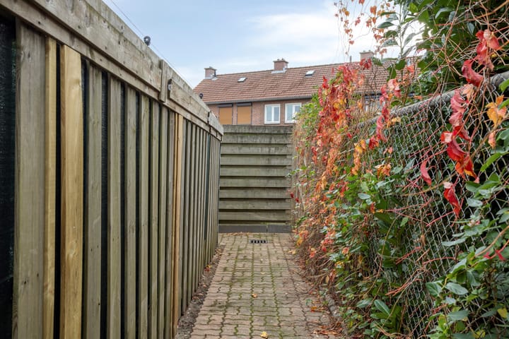 Photo 23 of Herderstraat 7