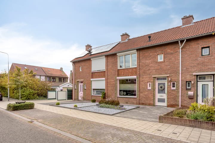 Photo 24 of Herderstraat 7