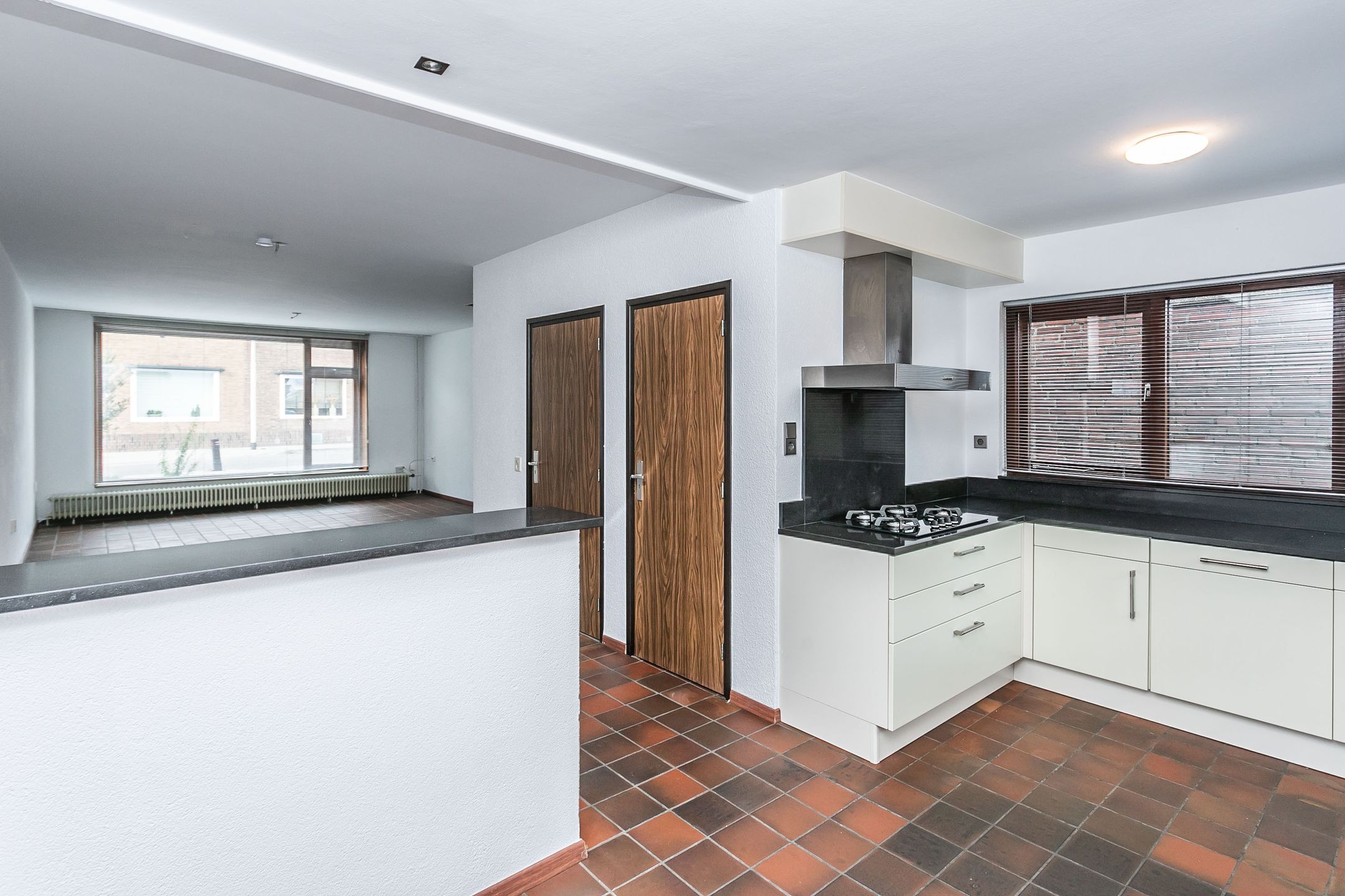 Foto 6 van Heiveldstraat 43