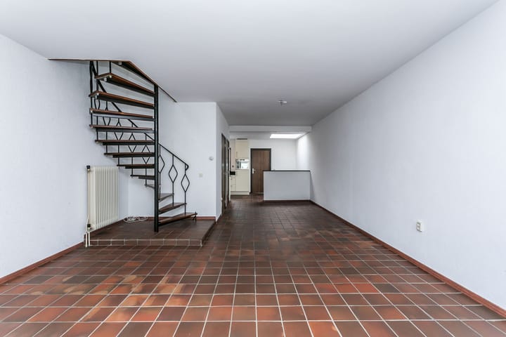 Photo 9 of Heiveldstraat 43