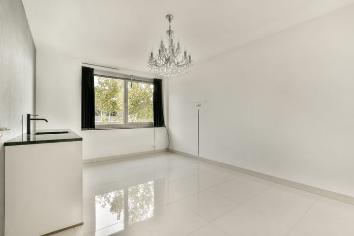 Photo 30 of Barkasstraat 100