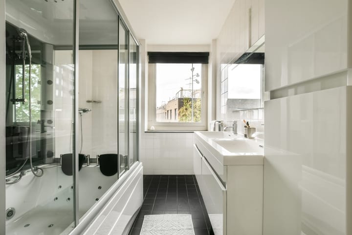 Photo 32 of Barkasstraat 100