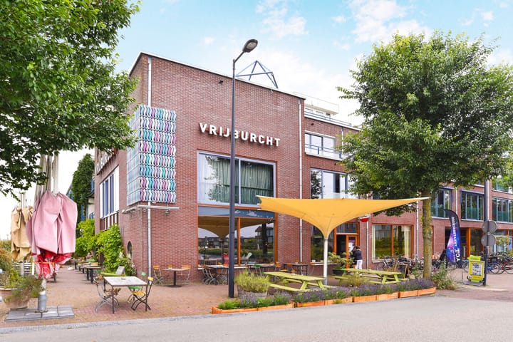 Photo 44 of Barkasstraat 100