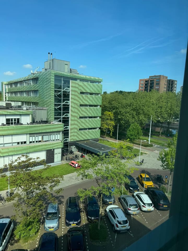 Photo 32 of Maassluisstraat 19