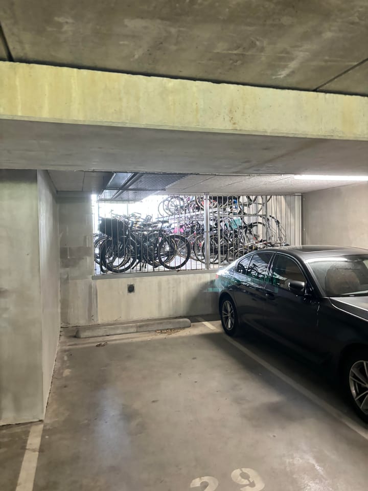 Photo 28 of Maassluisstraat 19