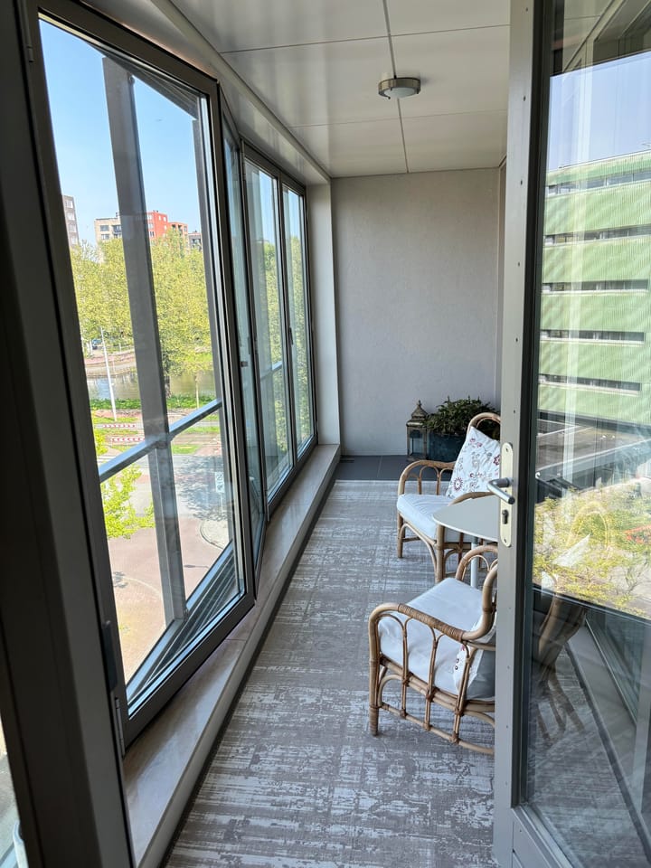 Photo 18 of Maassluisstraat 19