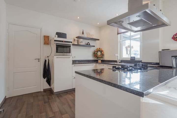 Foto 13 van Molenstraat 21