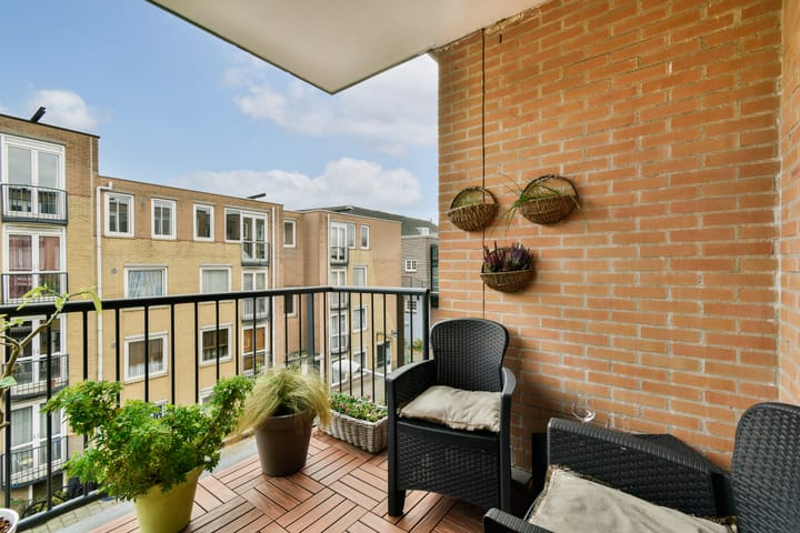 Photo 4 of Admiraliteitstraat 53