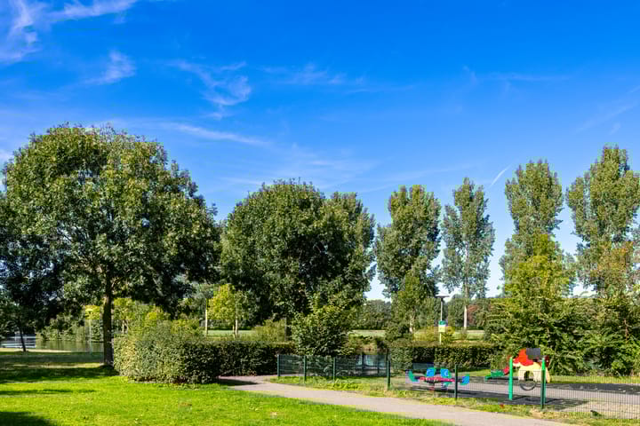 Foto 50 van Vechtoever 57