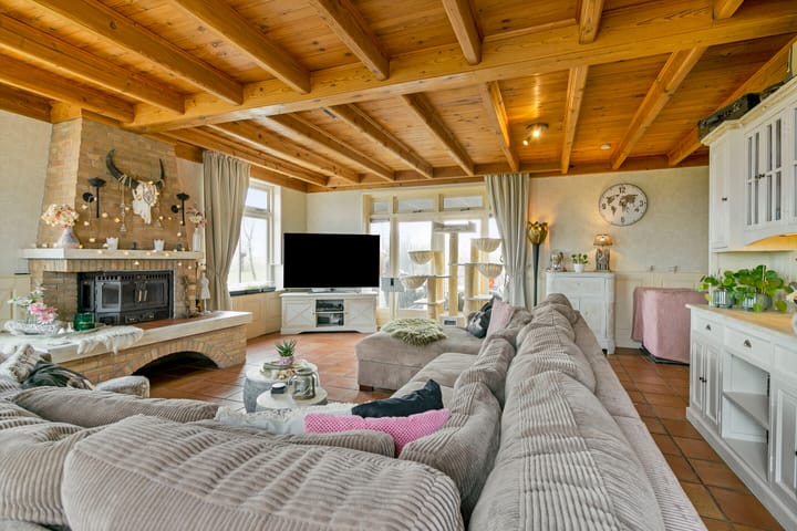 Foto 31 van Provincialeweg 11