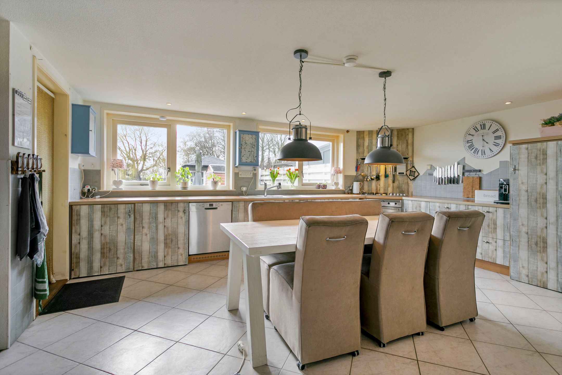 Foto 33 van Provincialeweg 11