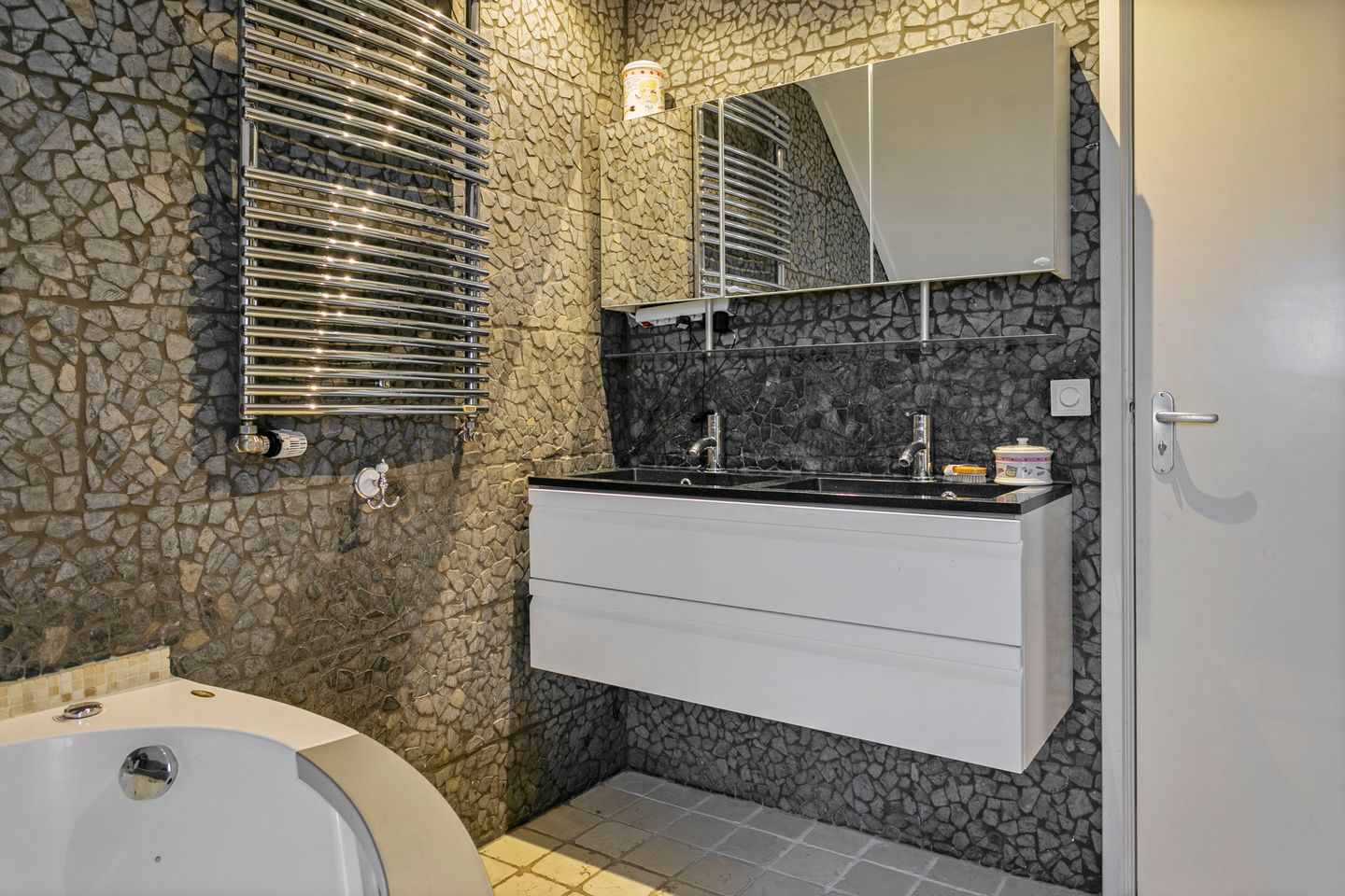 Foto 40 van Provincialeweg 11