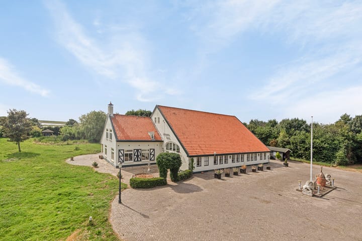 Foto 48 van Provincialeweg 11