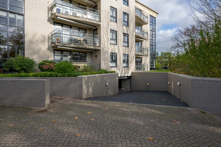 Photo 7 of Badhuisstraat 17