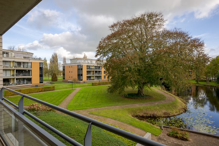 Photo 41 of Badhuisstraat 17