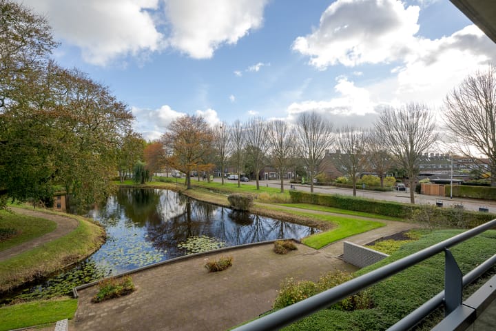 Photo 42 of Badhuisstraat 17