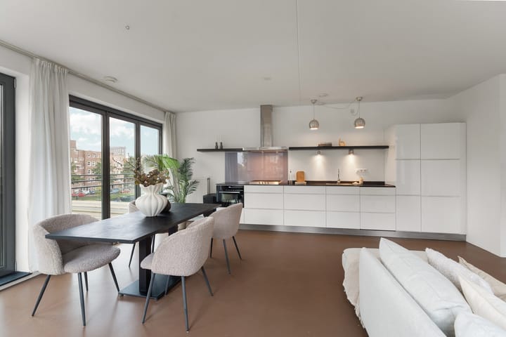 Photo 15 of Hoofdweg 468