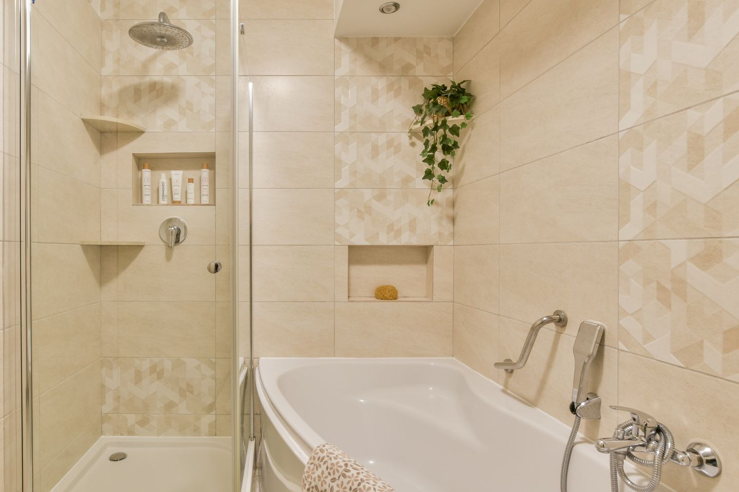 Foto 25 van Leerdamhof 11