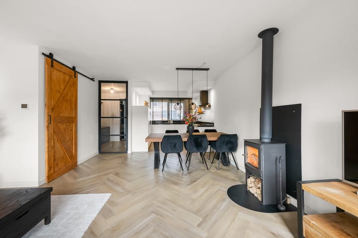 Photo 4 of De Pollen 107