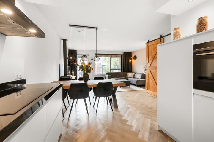 Photo 5 of De Pollen 107