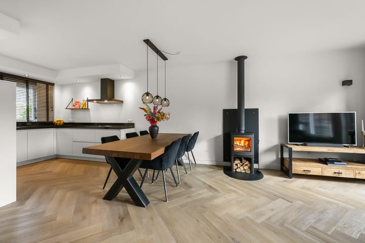 Photo 7 of De Pollen 107