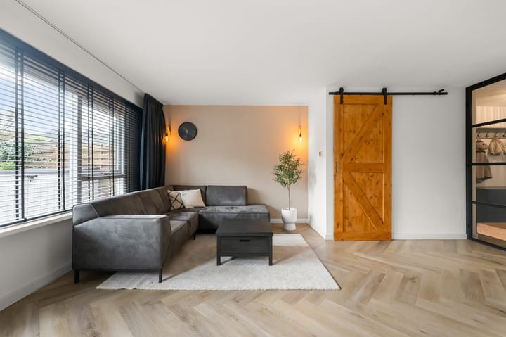 Photo 8 of De Pollen 107