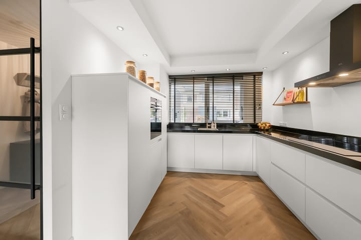 Photo 12 of De Pollen 107