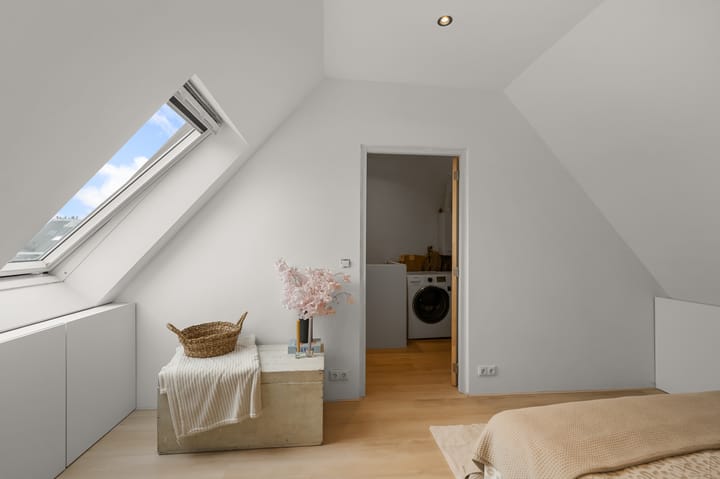 Photo 28 of De Pollen 107