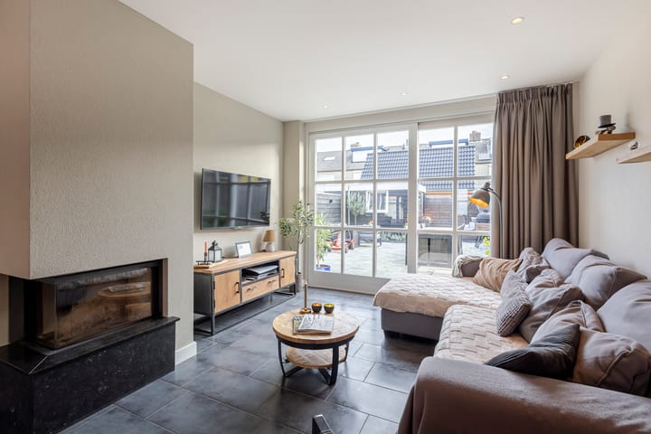 Foto 6 van van Wenastraat 7