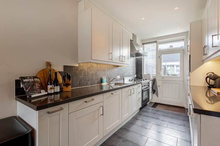 Foto 14 van van Wenastraat 7