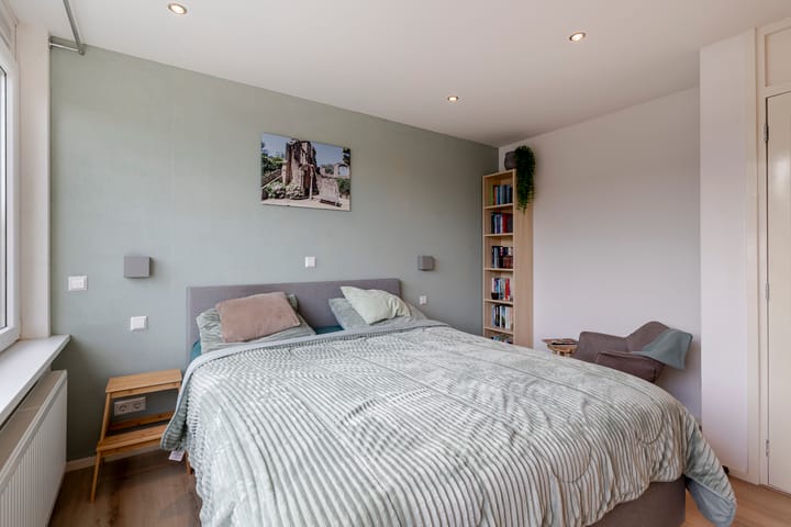 Foto 21 van van Wenastraat 7