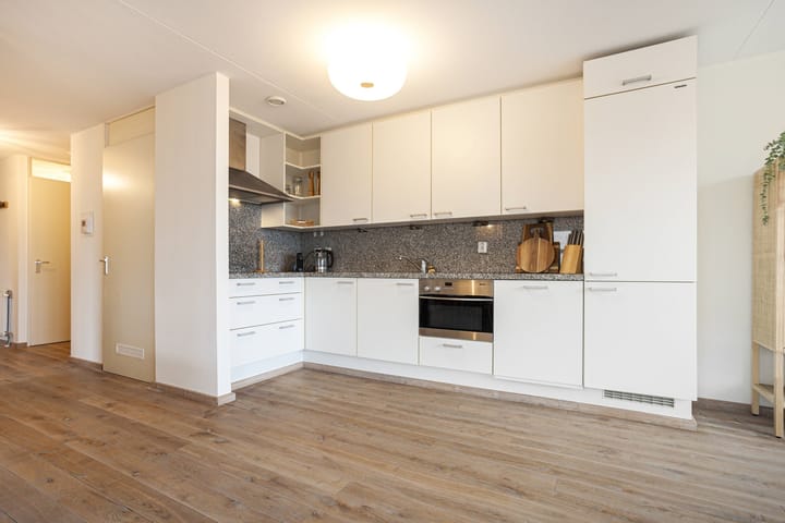 Photo 11 of Wijnbrugstraat 193