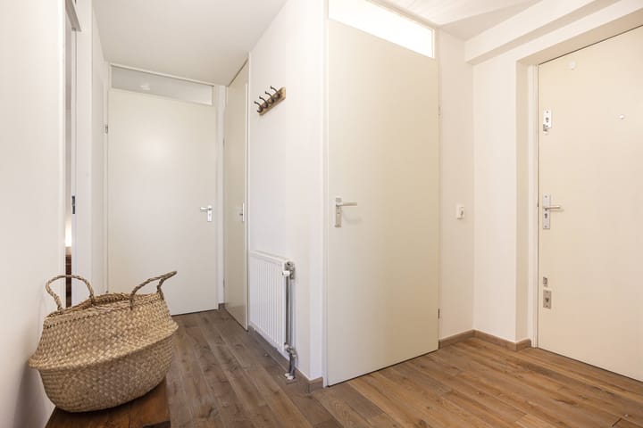 Photo 12 of Wijnbrugstraat 193