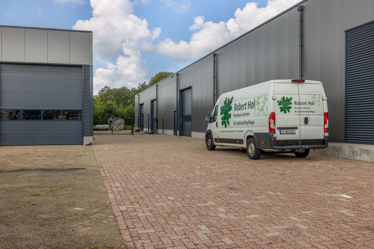 Bekijk foto 2 van Lauwerswelle 10-B