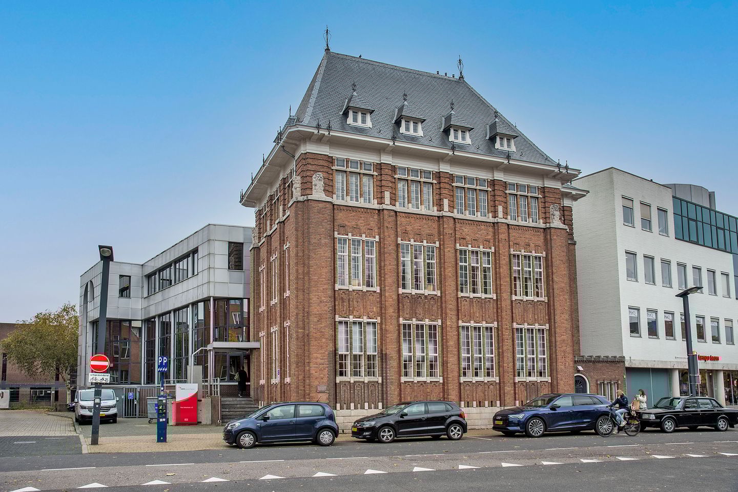 View photo 4 of Piet Heinstraat 4-6