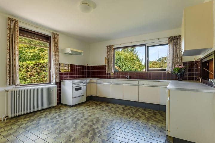 Photo 4 of Plantsoenlaan 29