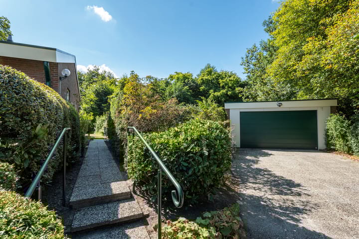 Photo 41 of Plantsoenlaan 29