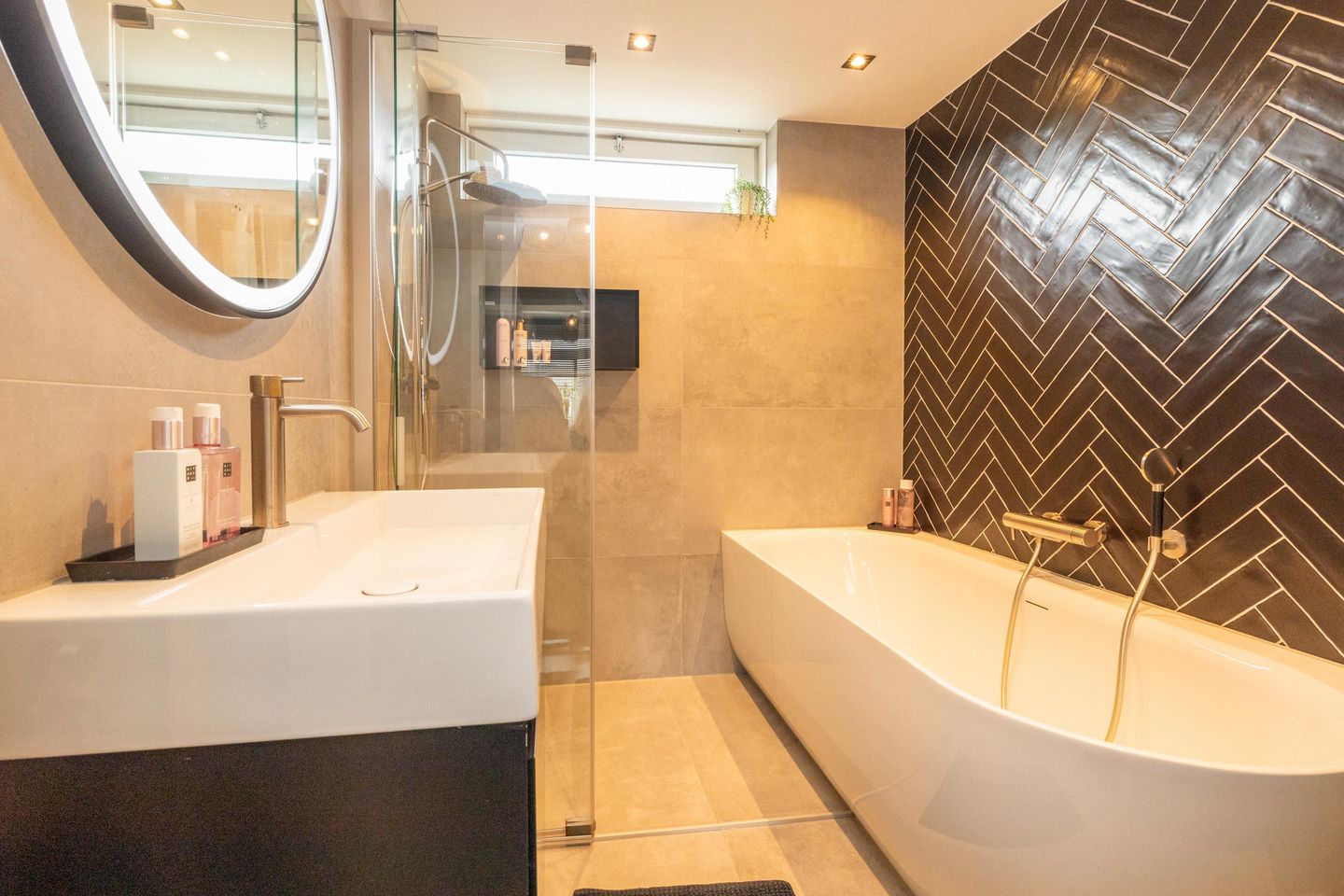 Photo 5 of Zoutmanstraat 11