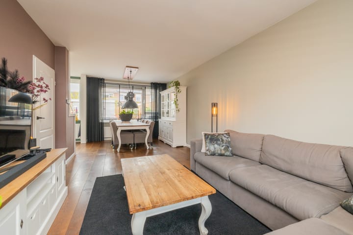 Photo 9 of Zoutmanstraat 11