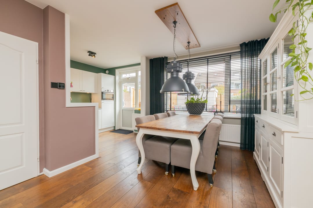 Photo 2 of Zoutmanstraat 11