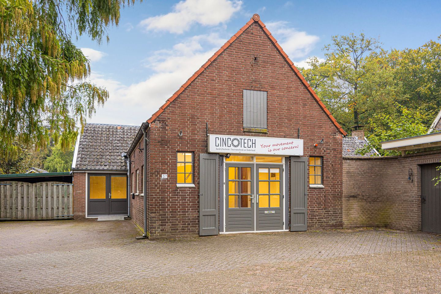 Bekijk foto 3 van Elfuursweg 3-a