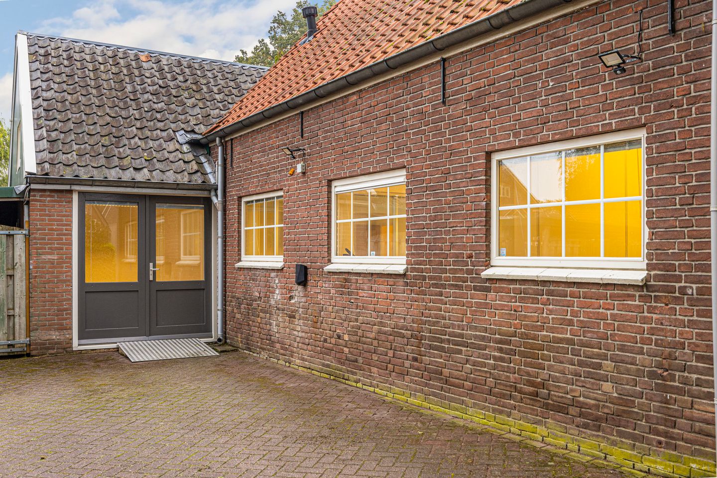 Bekijk foto 4 van Elfuursweg 3-a