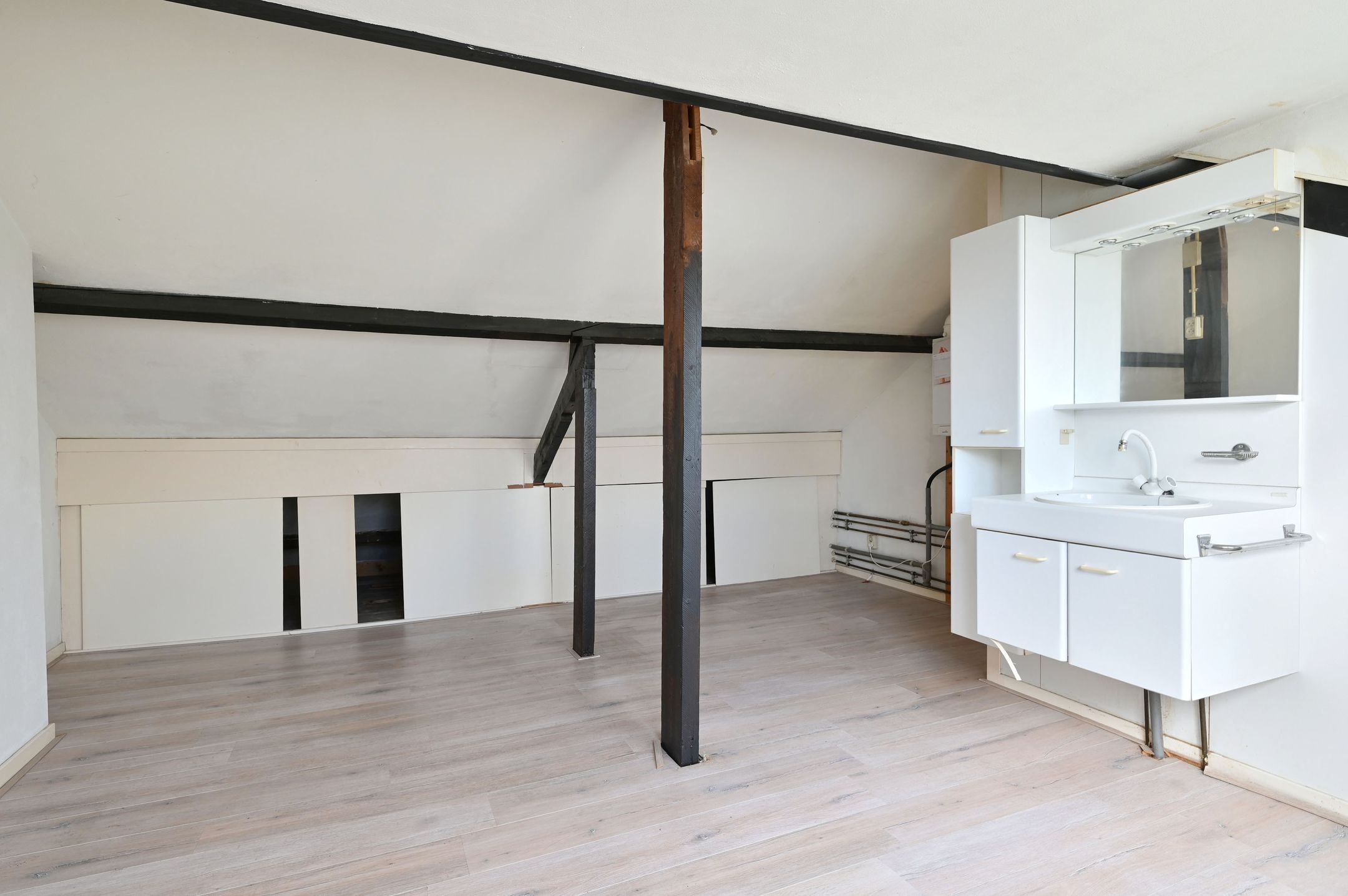 Foto 24 van Badhuislaan 35