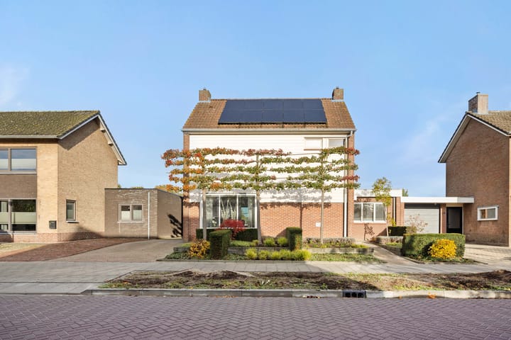 Photo 6 of Eekstraat 27