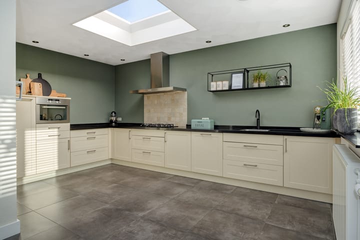 Photo 11 of Eekstraat 27