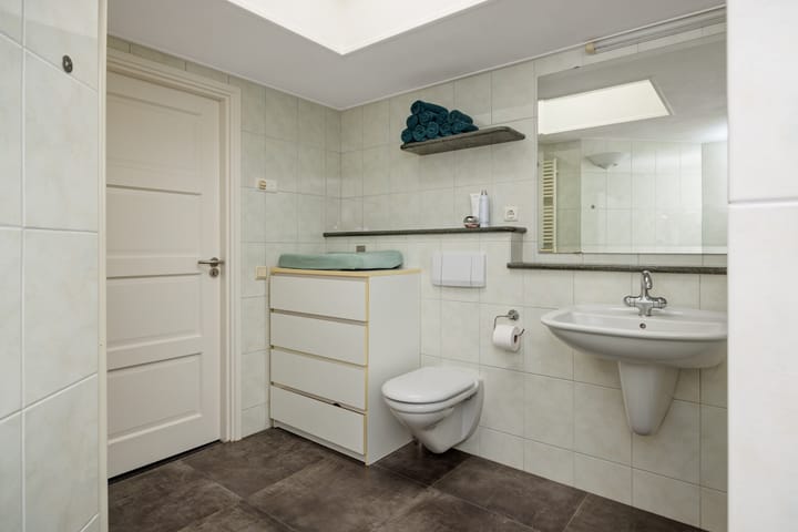 Photo 28 of Eekstraat 27