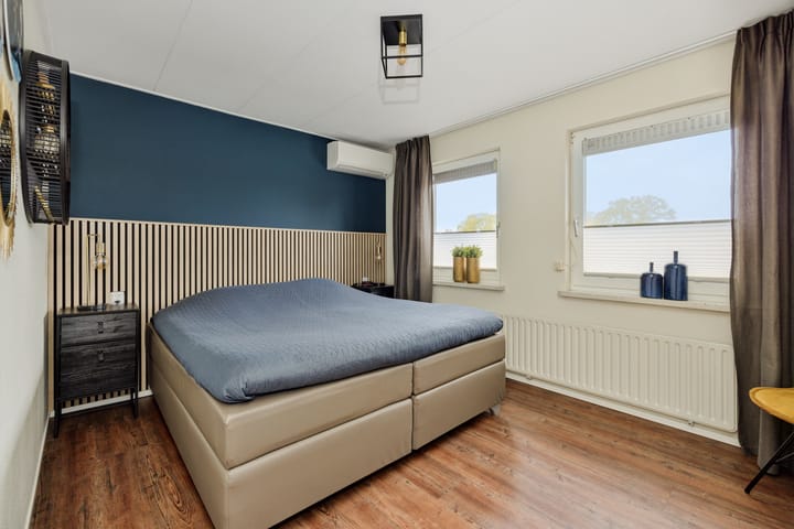 Photo 31 of Eekstraat 27