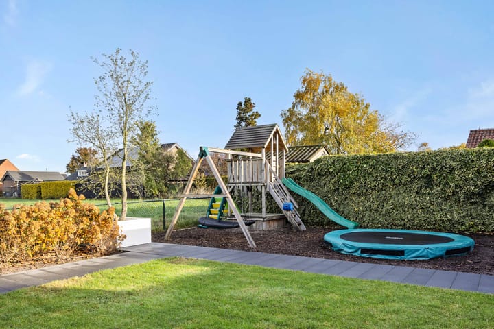 Photo 44 of Eekstraat 27