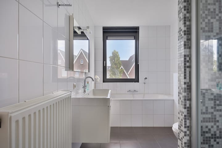 Photo 24 of Mau de Jongstraat 19