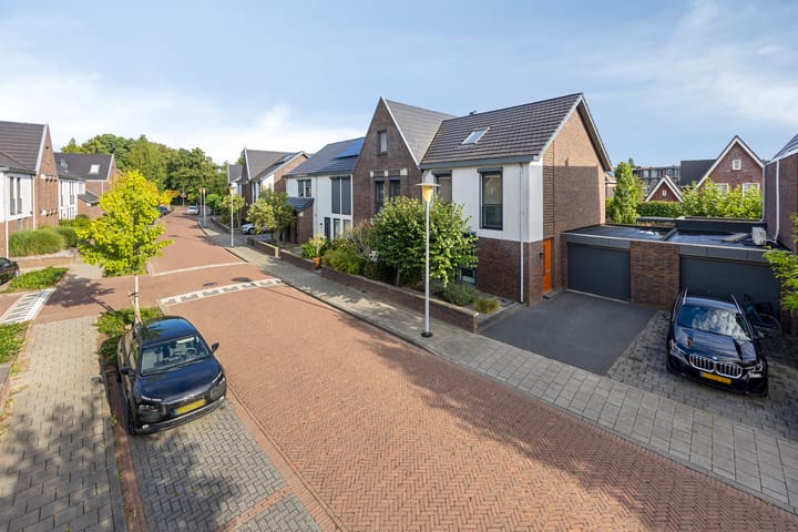 Photo 37 of Mau de Jongstraat 19